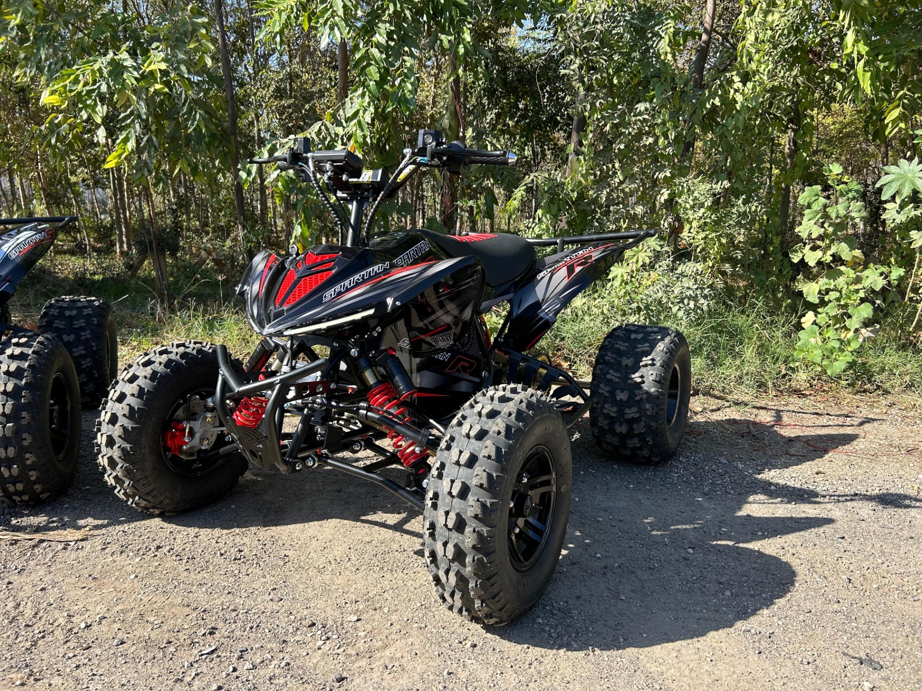 טרקטורון חשמלי Spartan R בשחור אדום